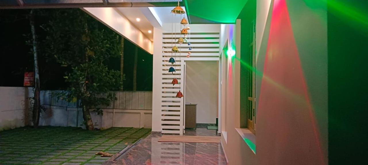 Sree Valsam Inn Bed Breakfast Alappuzha Luaran gambar