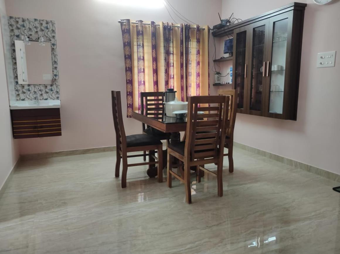 Sree Valsam Inn Bed Breakfast Alappuzha Luaran gambar